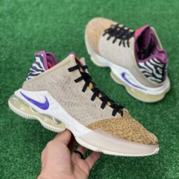 Nike Lebron 19 Safari Low Mens Basketball Shoes Tan DM1058-200 VNDS Size 8 - Picture 1 of 7